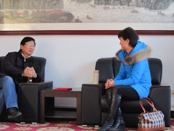 皖西学院聘任安徽财经大学潘淑娟教授为客座教授并作学术报告