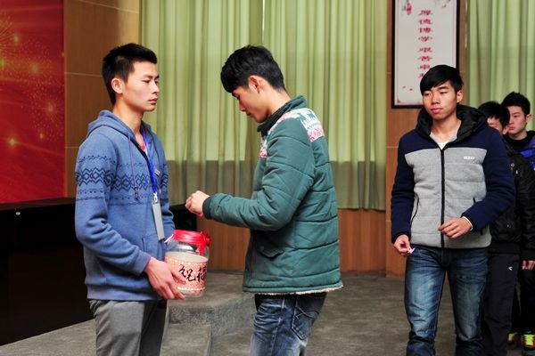 孝老爱亲 诠释大爱