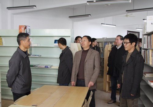 临海校区广文书苑揭幕开始正式运营