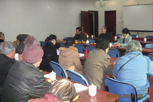 校领导赴福州、厦门慰问退休老同志
