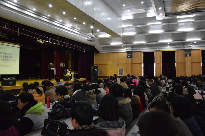 严肃考风考纪、营造优良学风,促进学校发展建设