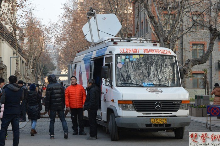 【图片新闻】直击南艺艺考报名现场