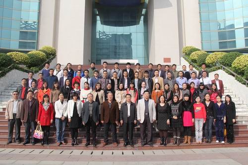 学生处、校团委举办“责任 激情 奋斗”辅导员工作分享会