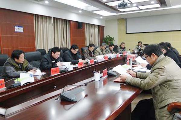 六安市政府2013年度安全生产目标管理考核工作组莅临皖西学院检查