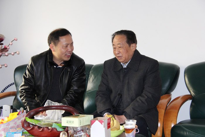 ����ʦ��ѧԺ��չ2014�괺���߷��ϸɲ����Ͻ��ڴ����