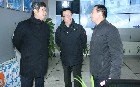 校领导看望慰问节日坚守一线工作的干部职工