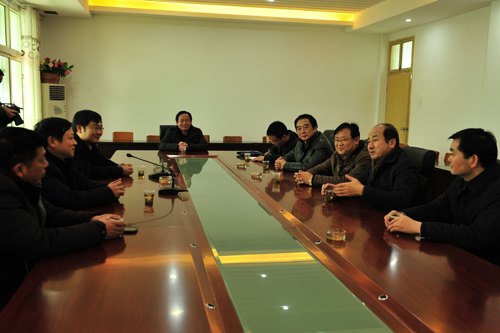 周应佳赴红安调研湖北工业大学“三万”活动