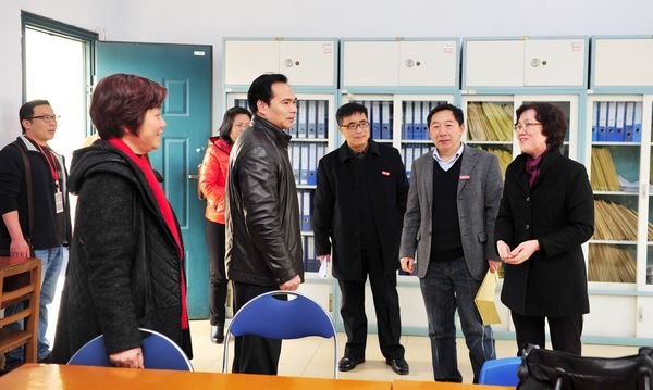 校领导巡查开学初教学运行情况