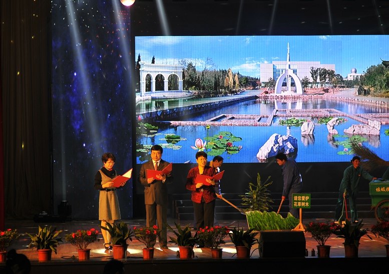 �Ͼ���ѧ�ֿ�У������20�����߽���ѧԺ����15������ף����¡�ؾ���