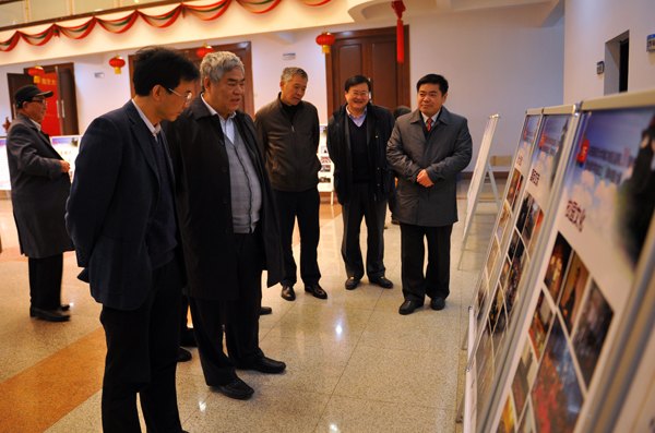 南京大学召开庆祝浦口校区启用20周年暨金陵学院成立15周年座谈会