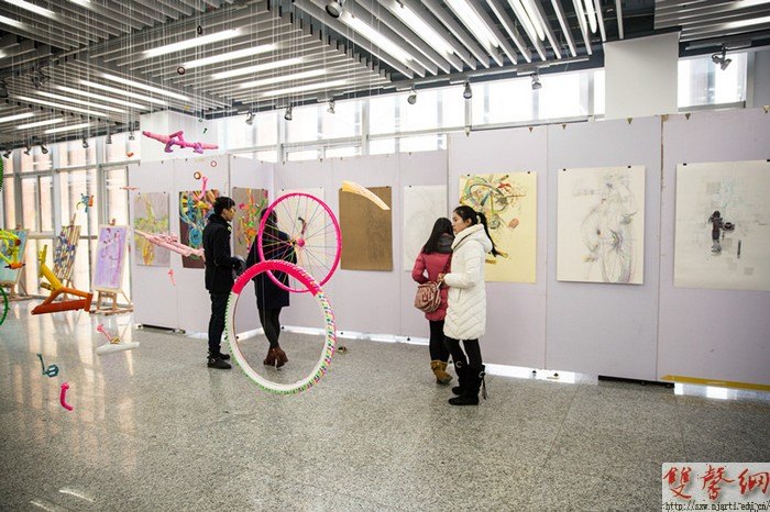 ���ѧԺ�ٰ조��͸�������塱2013����ƻ����γ���ҵչ