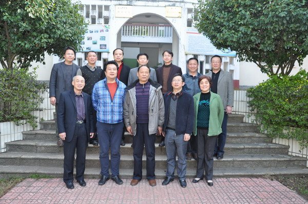 三明学院漳州校友会筹备组回访母校