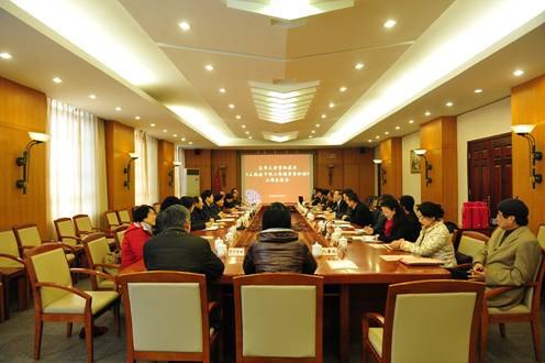 市教卫工作党委副书记虞丽娟一行来校调研