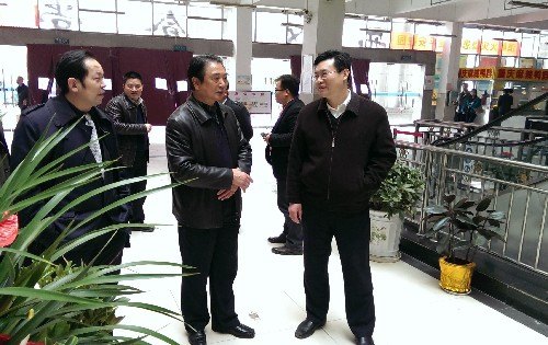 湖北省高校综治(平安建设)工作检查考评组莅临湖北工业大学开展检查考评工作