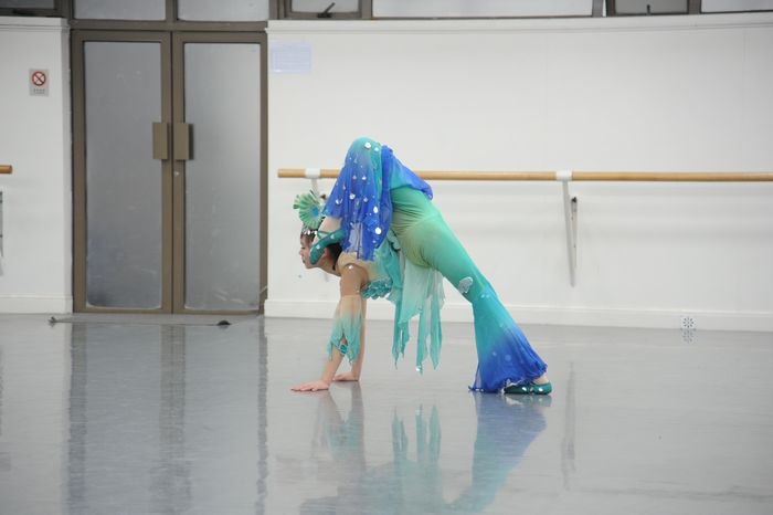 舞蹈学院师生积极备战第六届华东专业舞蹈比赛