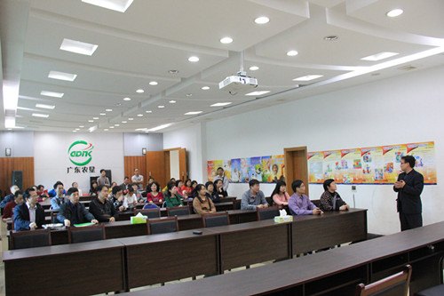 校企交流筑桥梁 教工同乐庆三八——环境学院开展“三八”节庆祝活动