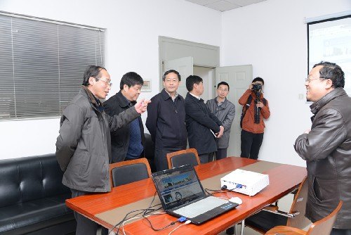 教育部、教育厅领导来校调研科研平台