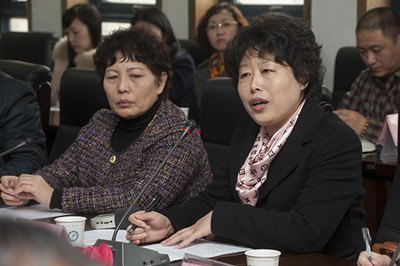 烟台市首届女性教育与权益保护论坛在烟台大学举行