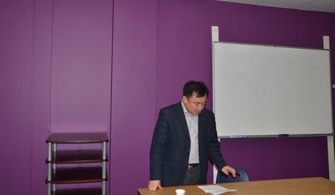 【加拿大中国青年领袖训练营报道十三】名师导读—美国财政经济