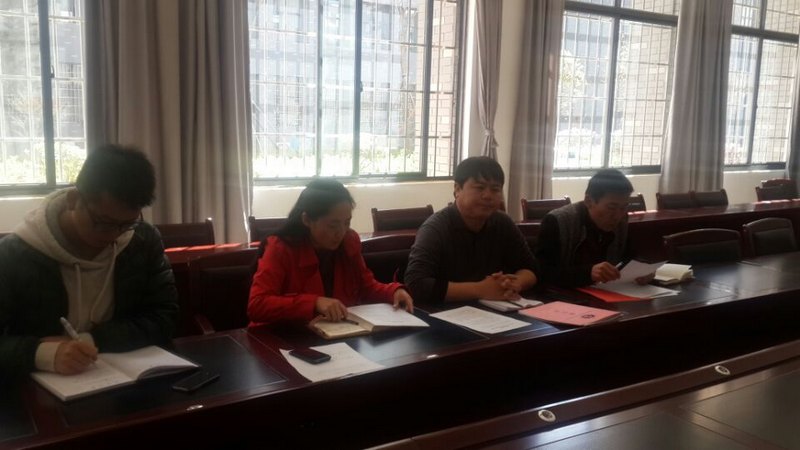 森林防火及学生安全工作会在杨林校区召开