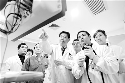 《科技日报》:潮起潮涌风满帆——第二军医大学长海医院改革助力全面建设纪实(上)