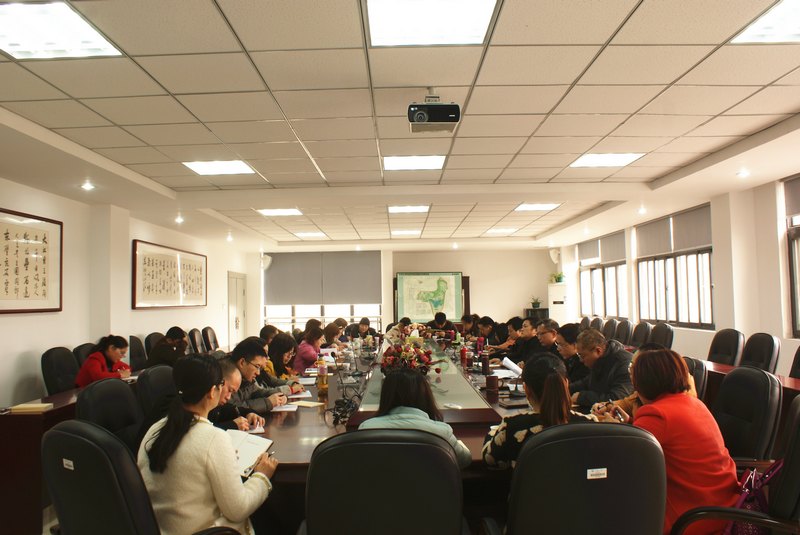 三峡大学科技学院召开党支部书记培训和经验交流会