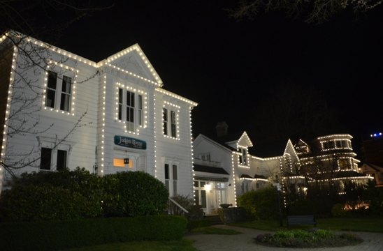 【加拿大中国青年领袖训练营报道四十二】“致北方大学联盟海外训练营基地—美好的亨廷登庄园