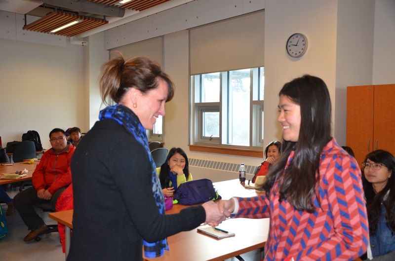 【加拿大中国青年领袖训练营报道四十一】海外课堂第十二天—加拿大商业模式与全球商业市场需求