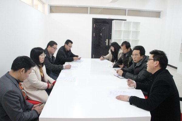 校大学生创业基地举行第一批创业项目入驻答辩评审会