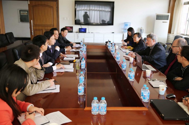 瑞典韦克舍市LBE建筑规划设计公司考察团来校访问