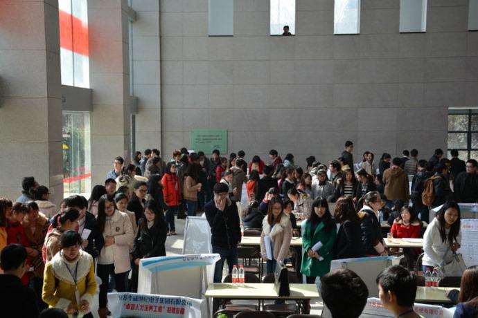 金陵学院成功举办常州“校园优才引进计划”专场招聘会