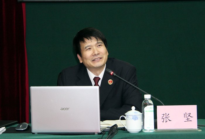 警醒每一步 走好人生路——自治区检察院职务犯罪预防局张坚局长到广西师范学院作反腐倡廉专题报告