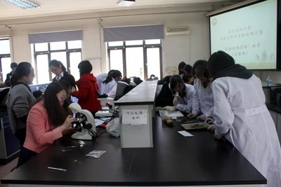 首届生物与食品实验技能大赛重实践求创新