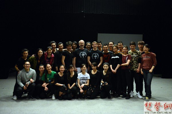 美国宾州印第安纳大学胡德教授一行到影视学院讲学