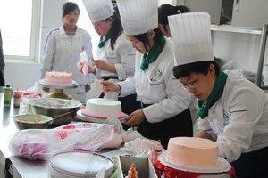 山东旅游职业学院“净雅杯”第六届烹饪技能大赛成功举办