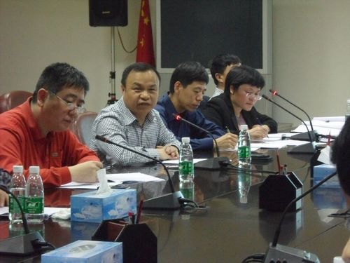 环境学院召开2014年科研工作会议