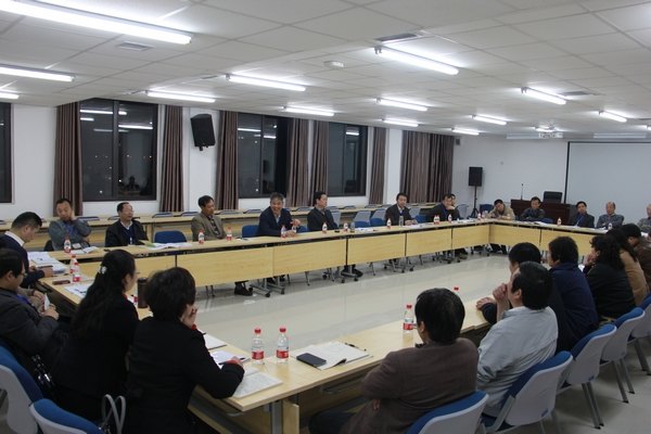 党员干部必须摆正自己的位置