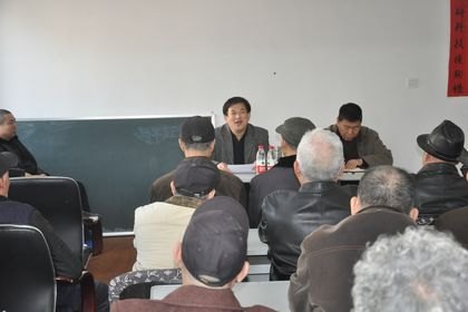 离退休服务处举办教育实践报告会赵晖副书记作专题辅导报告