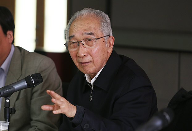 中央美术学院召开党委中心组(扩大)学习报告会