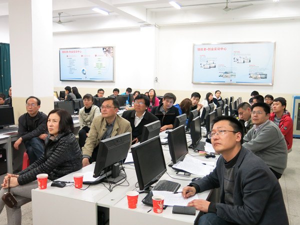 У쵼쵼μѧԺҵģʵѵ