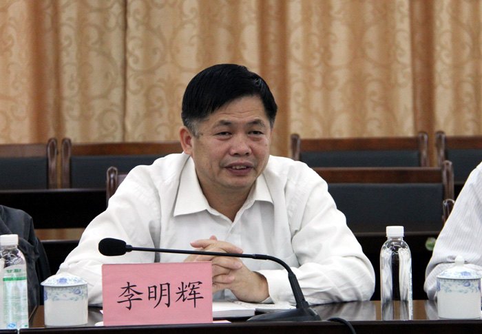 广西民族师范学院李明辉书记、武波院长一行到广西师范学院考察交流