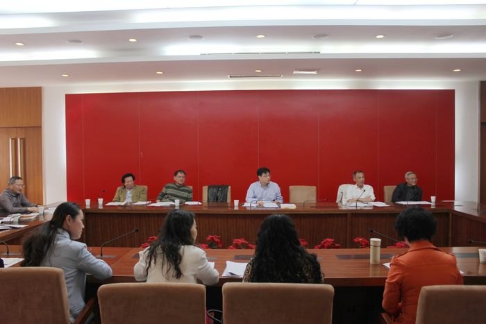 南京艺术学院召开2011、2012级博士后中期考评会