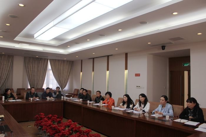 南京艺术学院召开2011、2012级博士后中期考评会