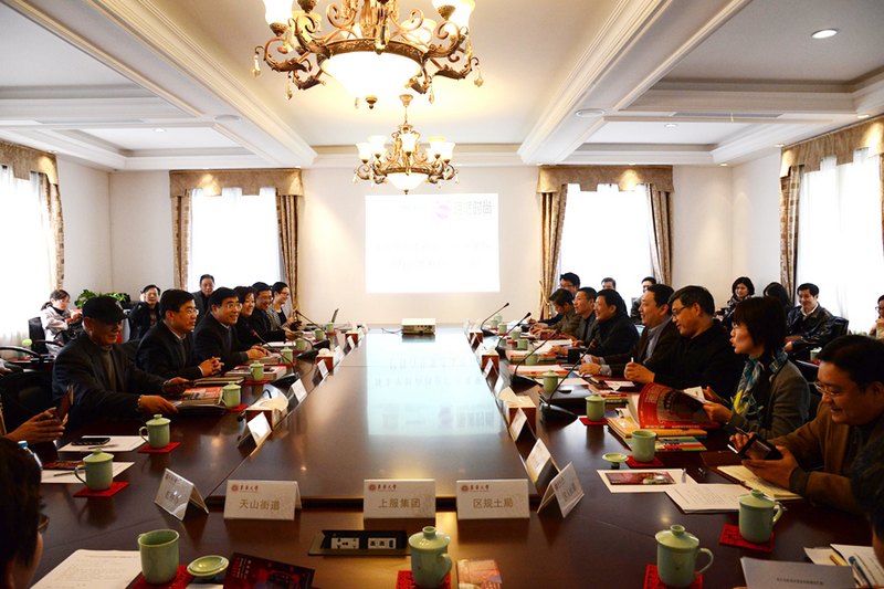 环东华时尚创意产业集聚区推进工作会召开 强调区校联动 优势互补 加快推进集聚区建设