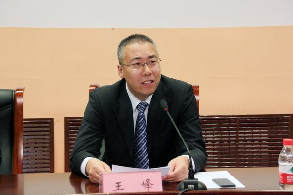 郑州职业技术学院召开第二届“宇通班”开班典礼暨奖学金颁奖大会