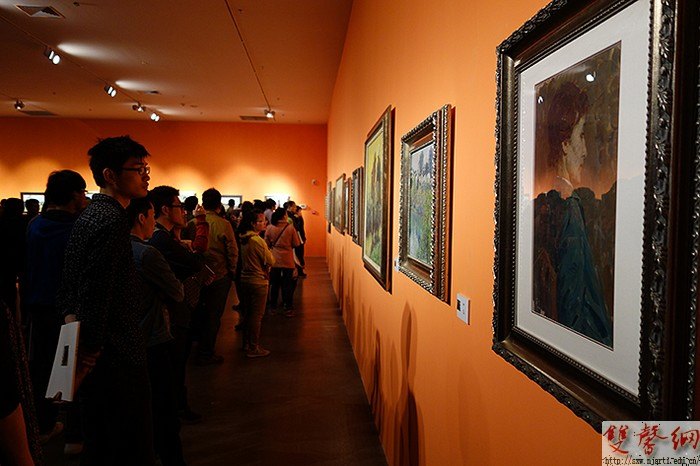 “诗意江南----李荣洲油画展在校美术馆开展