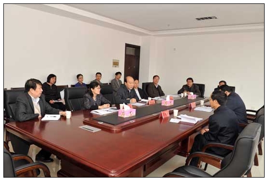 省教育厅副厅长李青山来晋中学院调研