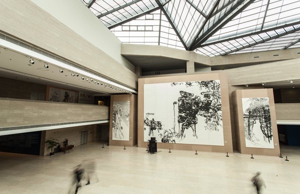 “弥散与生成 潘公凯艺术展”在浙江美术馆开幕