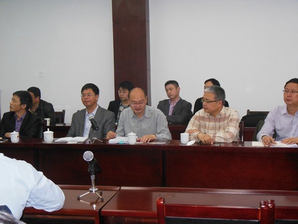材料学院召开本科人才培养方案修订专家论证会