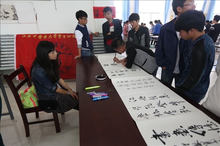 校团委成功举办第五届南昌市高校书法创作艺术节